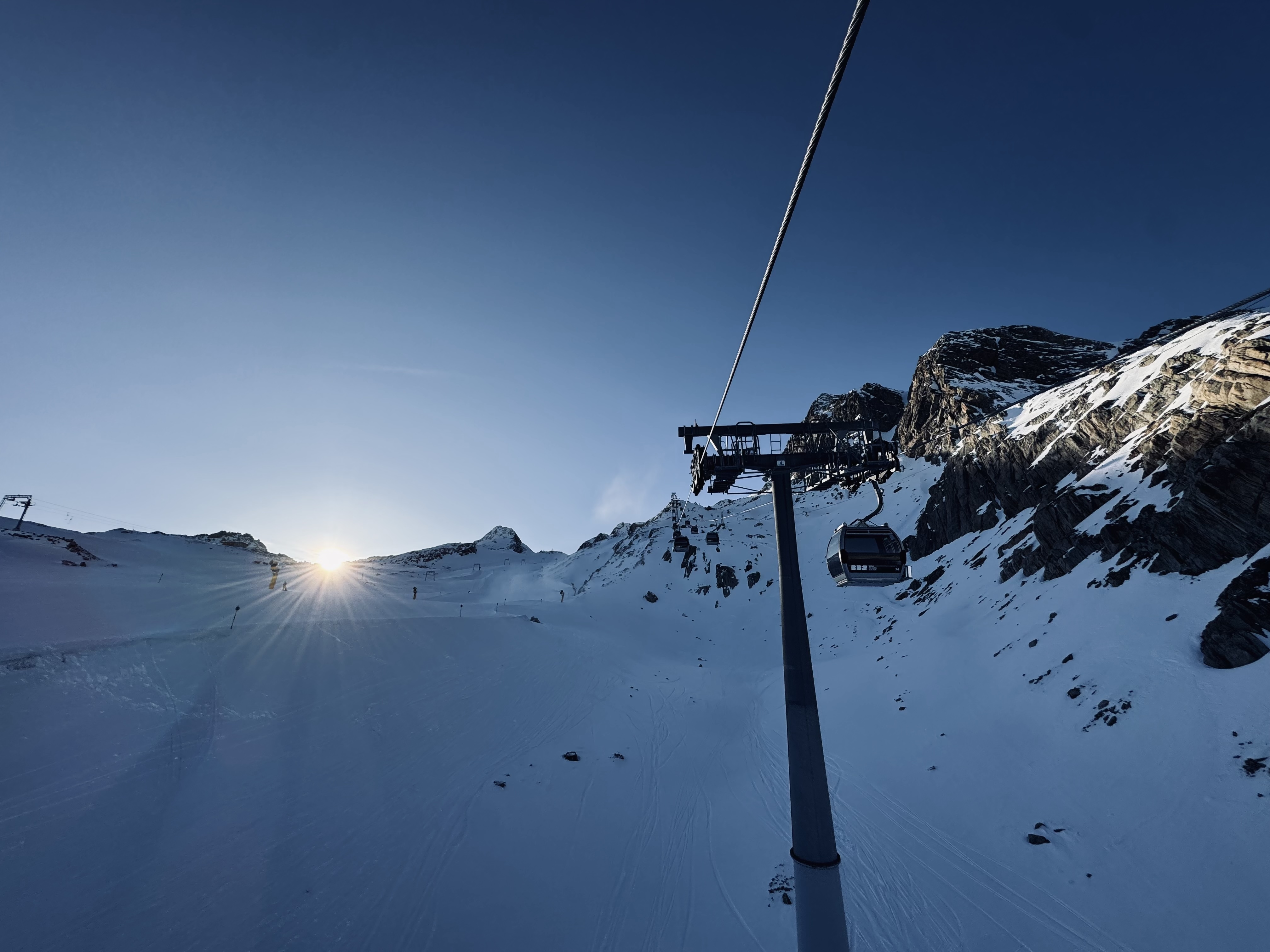 Sölden Ötztal Tirol — Gletscherwandern und MTB auf 3.000 Meter Höhe
